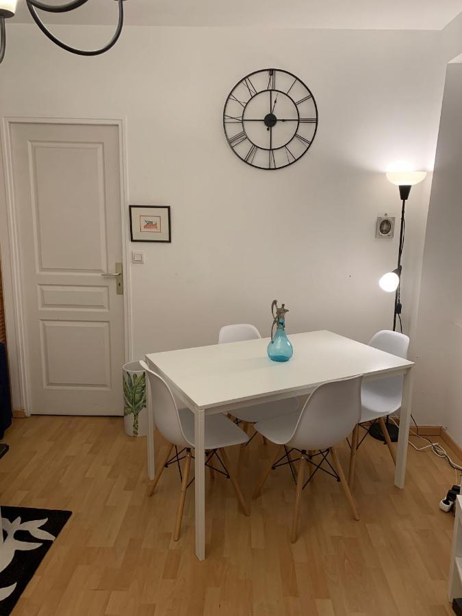 Biarritz Centre, Pres Avenue De Verdun, Cosy Apt 2 Pieces , Salon , Chambre Separe, Rue Tres Calme A 10 Minutes A Pied De La Grande Plage Extérieur photo